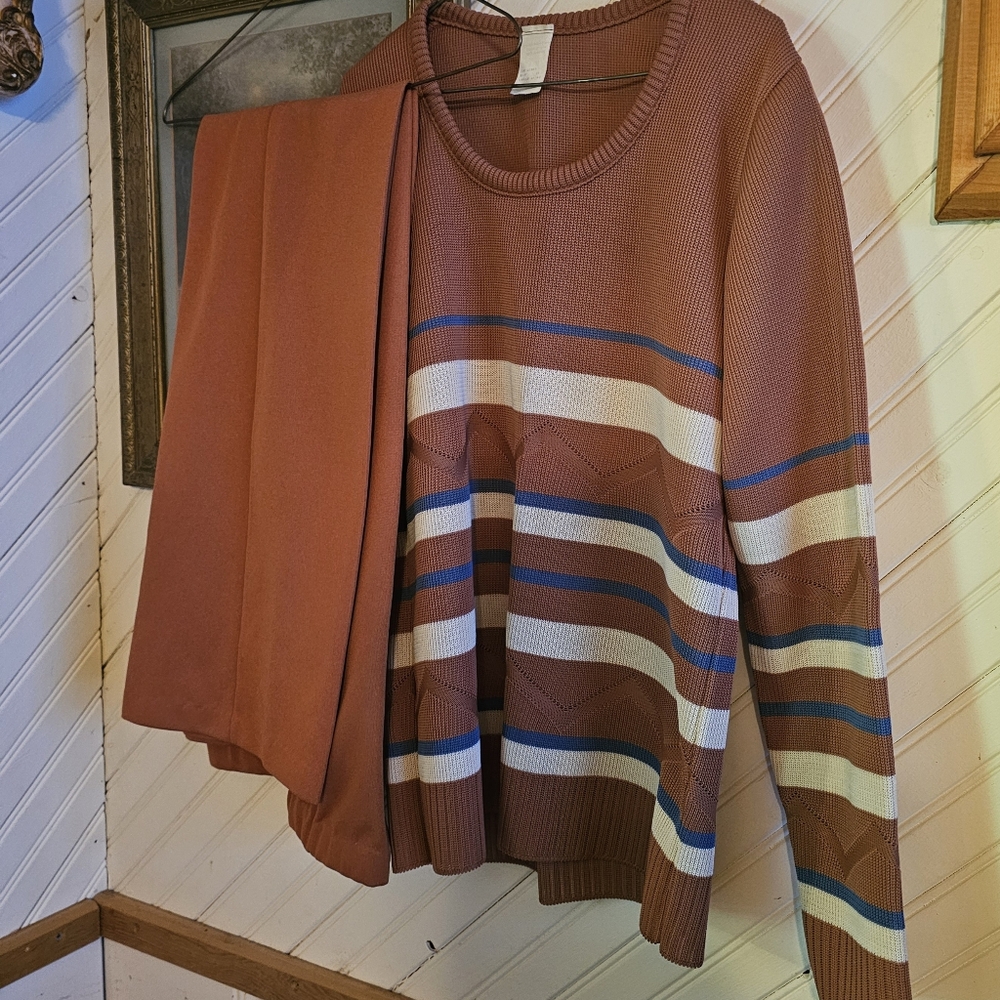Vintage sweater/pants
